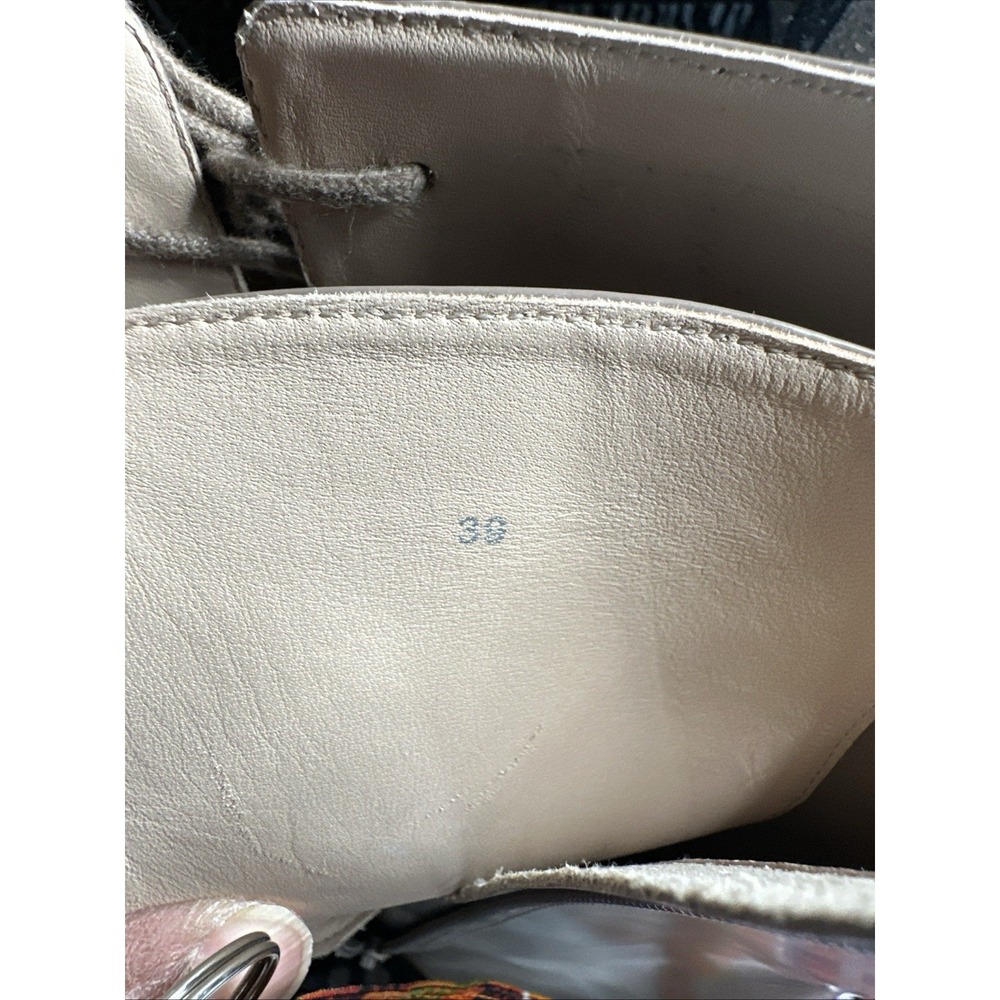 Anthropologie Pilcro Boots Stompy Genuine Patent Leather Lace Up Taupe 39 Combat - Picture 11 of 12